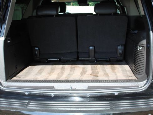 Used 2011 Chevrolet Suburban LT AWD/4WD image 35