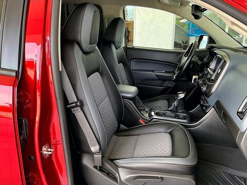 Used 2022 Chevrolet Colorado Z71 w/ Safety Package image 30