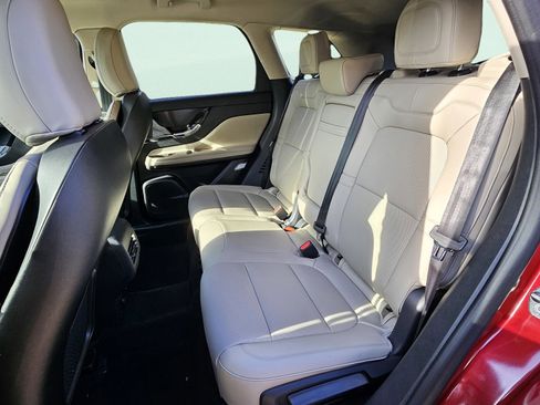 New 2026 Lincoln Corsair Premiere image 24