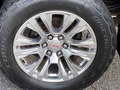 Used 2019 GMC Sierra 1500 Denali w/ LPO, GMC Protection Package AWD/4WD image 32
