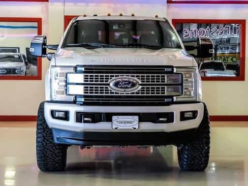 Used 2017 Ford F350 Platinum w/ Platinum Ultimate Package image 10
