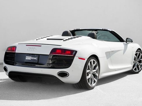 Used 2012 Audi R8 V10 image 3