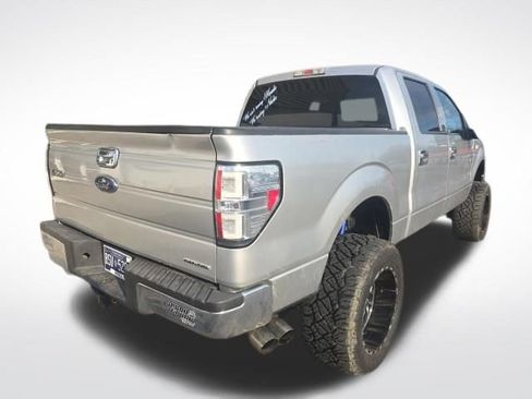 Used 2013 Ford F150 XLT w/ XLT Chrome Pkg image 2