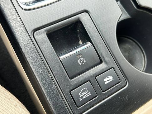 Used 2019 Subaru Outback 2.5i AWD/4WD image 26