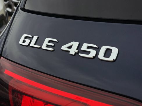 Used 2020 Mercedes-Benz GLE 450 4MATIC image 11