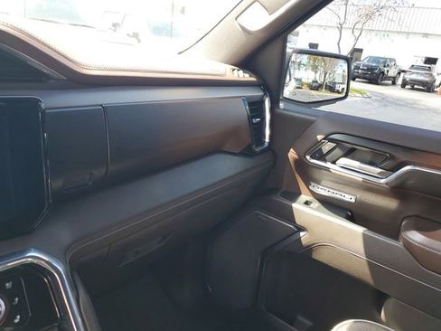 Used 2025 GMC Sierra 1500 Denali w/ Denali Reserve Package image 26