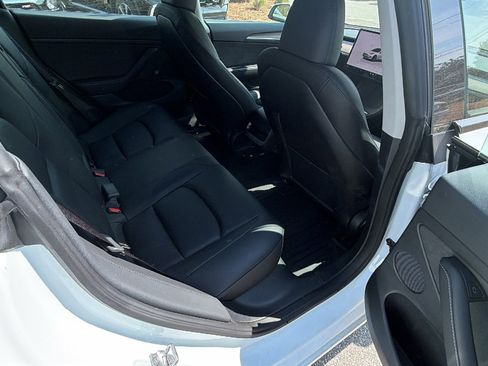 Used 2023 Tesla Model 3 Standard Range image 22