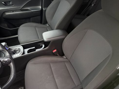 Used 2025 Hyundai Kona SEL image 35