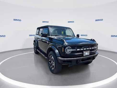 Used 2023 Ford Bronco Outer Banks AWD/4WD image 2