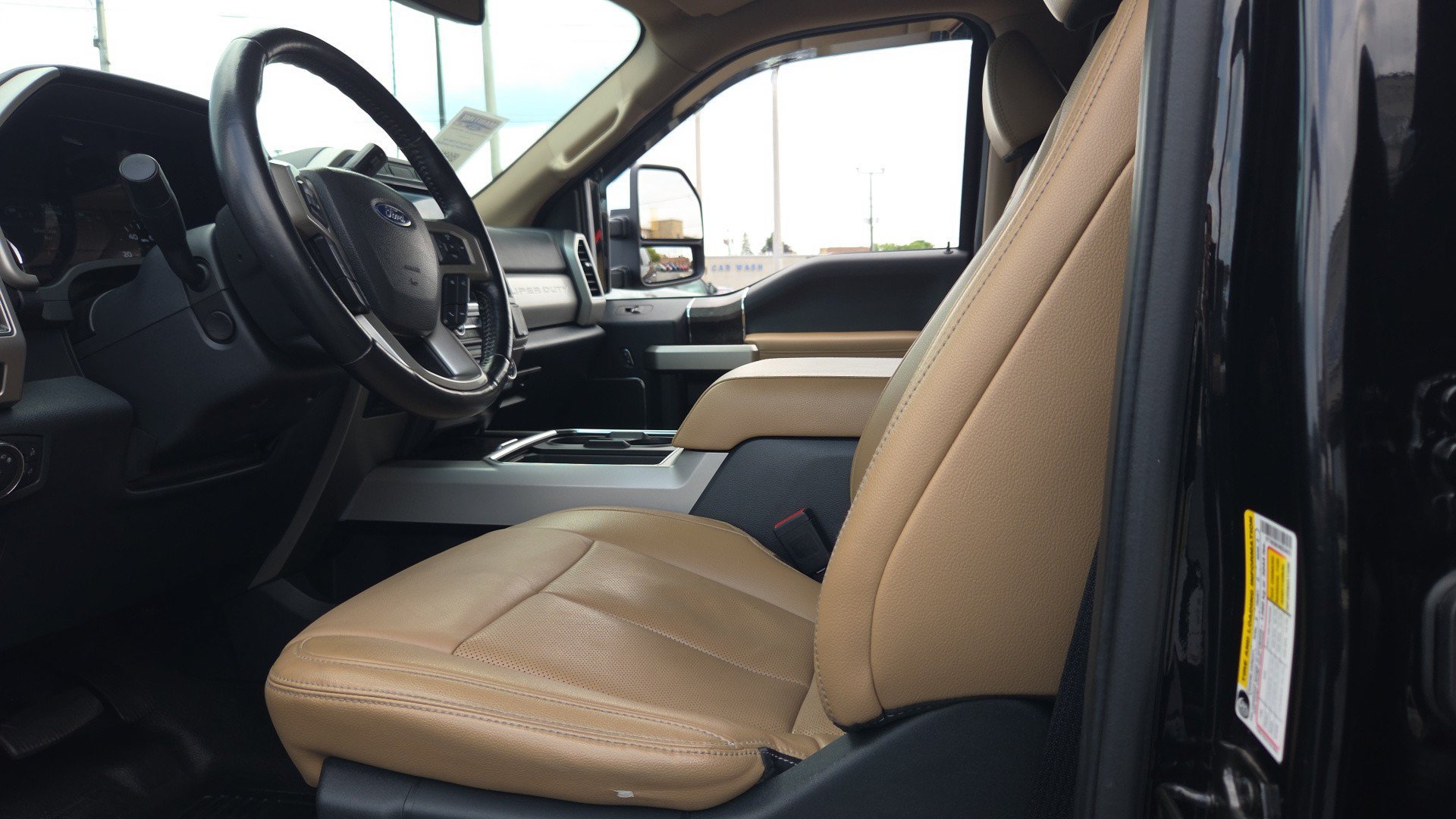 Used 2022 Ford F250 Lariat w/ Lariat Ultimate Package AWD/4WD image 18