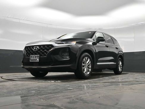Used 2020 Hyundai Santa Fe SE image 35