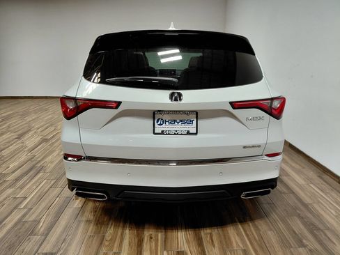 Used 2022 Acura MDX SH-AWD w/ Technology Package image 22