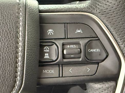 Used 2025 Toyota Tacoma SR5 w/ SR5 Upgrade Package image 13