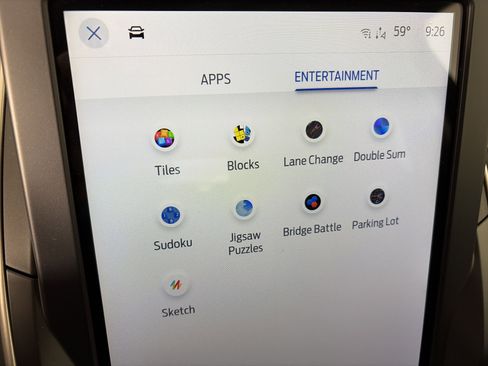 Used 2023 Ford Edge SEL image 23