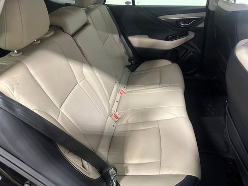 Used 2023 Subaru Outback Limited image 19