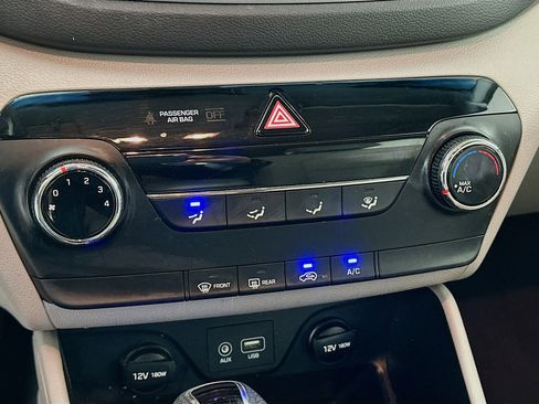 Used 2018 Hyundai Tucson SE image 22