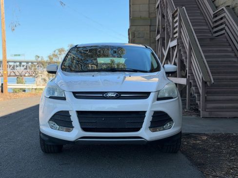Used 2014 Ford Escape SE FWD image 34