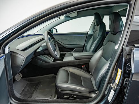 Used 2024 Tesla Model 3 Standard Range RWD image 30