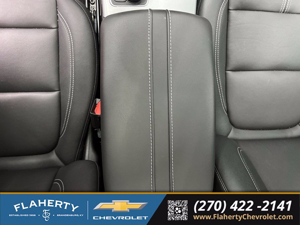Used 2025 Chevrolet Blazer LT w/ Midnight/Sport Edition FWD image 32