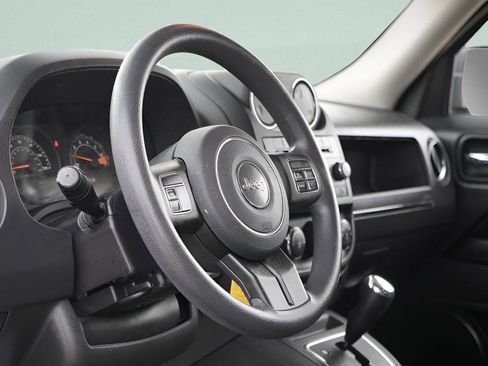 Used 2015 Jeep Patriot Sport w/ Power Value Group FWD image 21