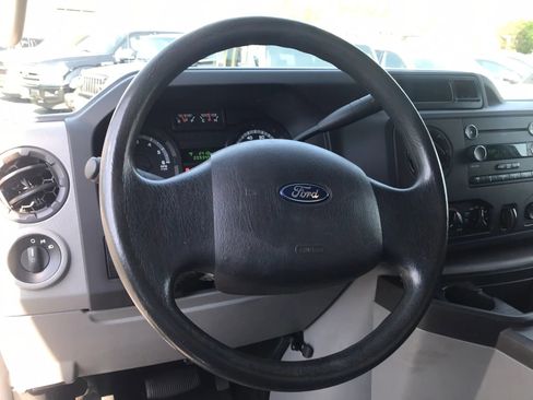 Used 2014 Ford E-350 and Econoline 350 Super Duty RWD image 13