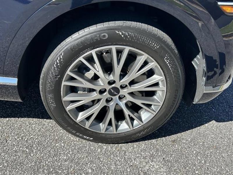 Used 2025 Genesis GV80 2.5T Standard AWD/4WD image 30