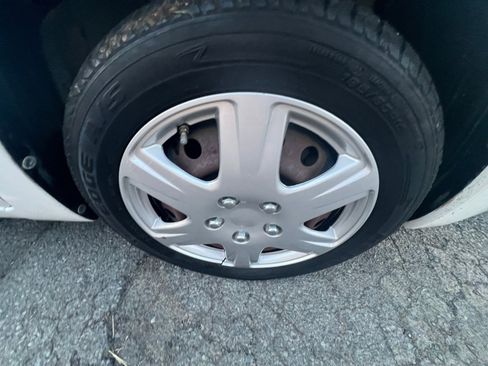 Used 2008 Toyota Yaris Sedan image 28