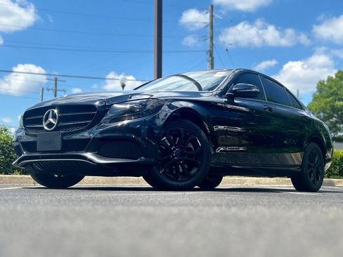 Used 2017 Mercedes-Benz C 300 4MATIC Sedan image 2