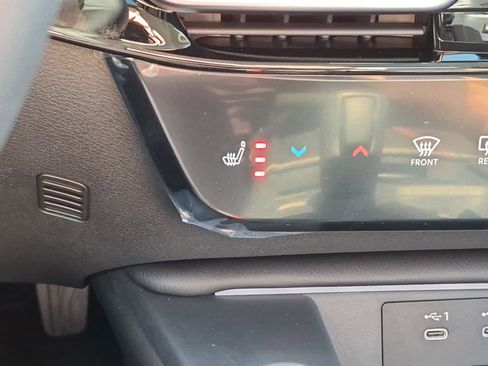 New 2026 Nissan Sentra SR image 16