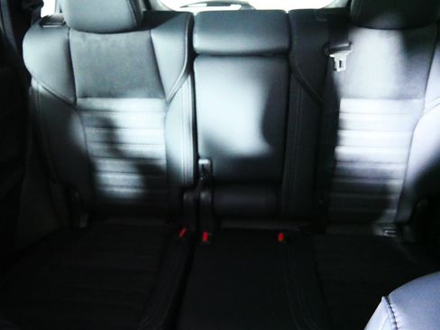 New 2026 Mitsubishi Outlander SE AWD/4WD image 3