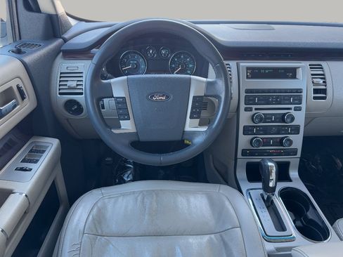Used 2009 Ford Flex SEL image 22