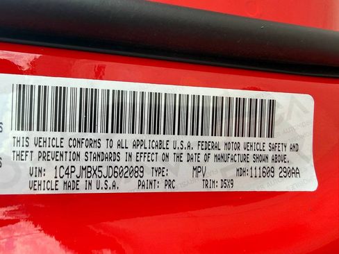 Used 2018 Jeep Cherokee Trailhawk w/ Comfort/Convenience Group AWD/4WD image 49