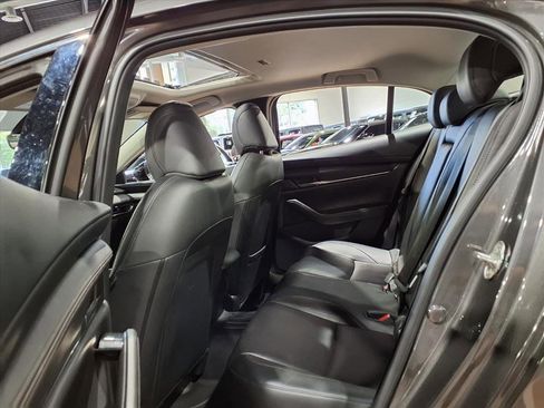 Used 2021 MAZDA MAZDA3 2.5 Turbo Sedan w/Premium Plus image 18