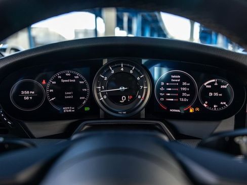 Used 2021 Porsche 911 Carrera S image 28