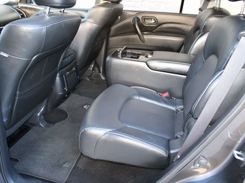 Used 2024 INFINITI QX80 Luxe image 6