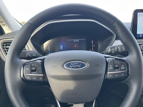 Used 2024 Ford Escape Active image 15