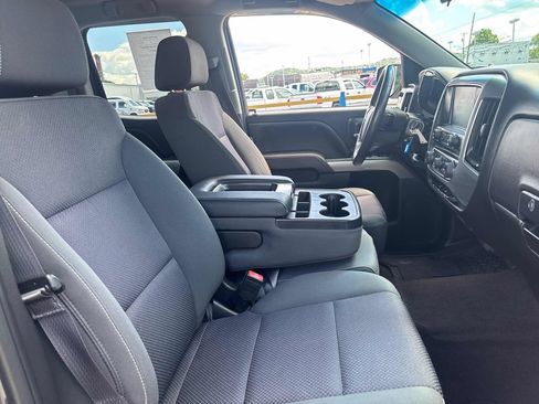 Used 2017 Chevrolet Silverado 1500 LT w/ All Star Edition AWD/4WD image 30