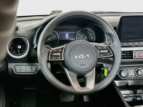Used 2023 Kia Forte LXS FWD image 17