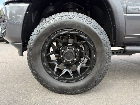 Used 2024 RAM 2500 Laramie AWD/4WD image 16