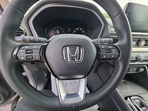 Certified 2025 Honda Pilot EX-L image 15