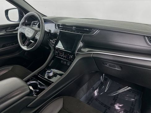 Certified 2023 Jeep Grand Cherokee L Laredo image 42