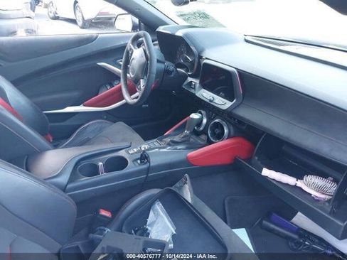 Used 2017 Chevrolet Camaro ZL1 RWD image 8
