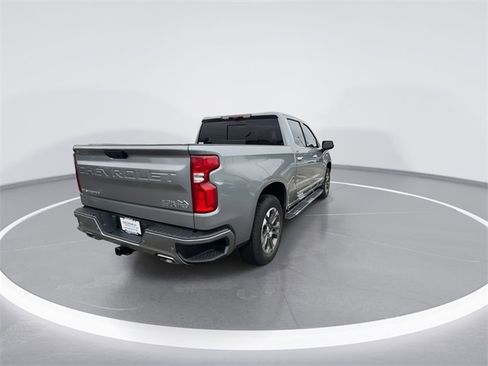 Used 2024 Chevrolet Silverado 1500 High Country w/ Technology Package image 8