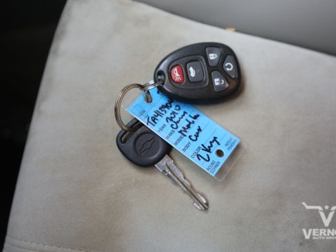 Used 2010 Chevrolet Malibu LT FWD image 11