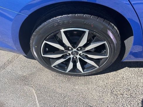 Used 2023 Chevrolet Malibu RS image 42