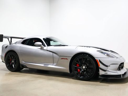 Used 2017 Dodge Viper ACR w/ Extreme Aero Package RWD image 67