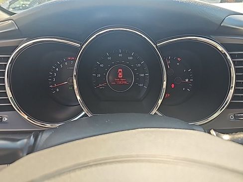 Used 2011 Kia Optima LX w/ Convenience Pkg image 10