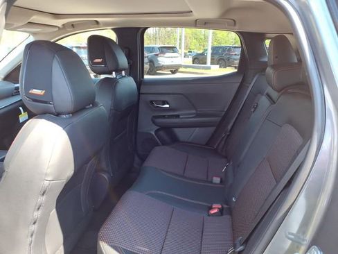 New 2026 Nissan Kicks SR FWD image 7