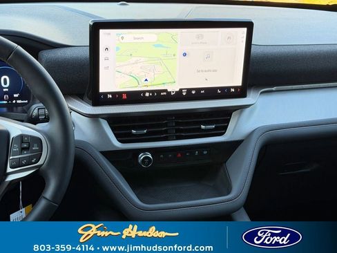 New 2026 Ford Explorer Active w/ Active Comfort Package image 27