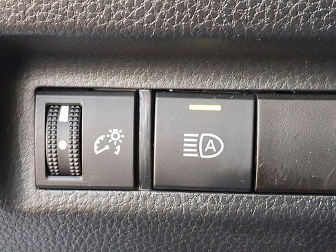 Certified 2024 Toyota RAV4 XLE image 25